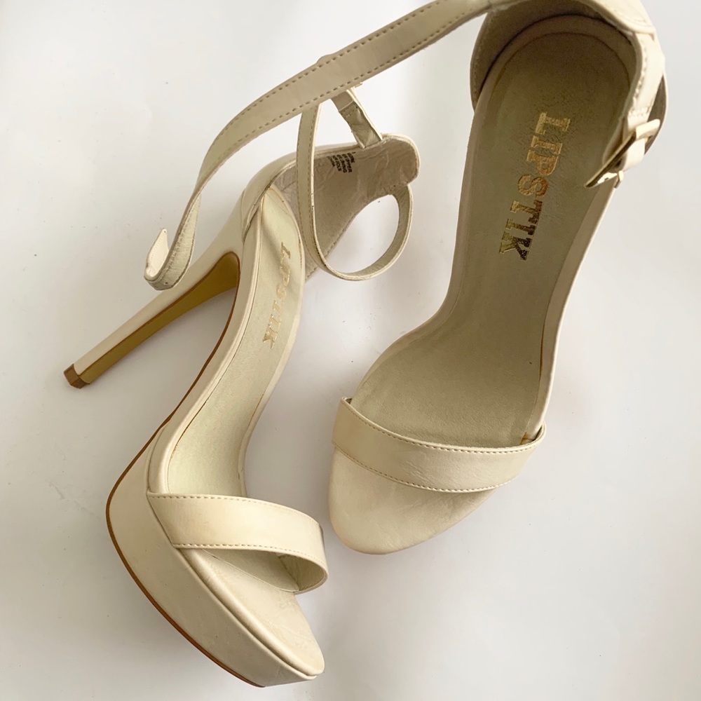 Nude platform heels